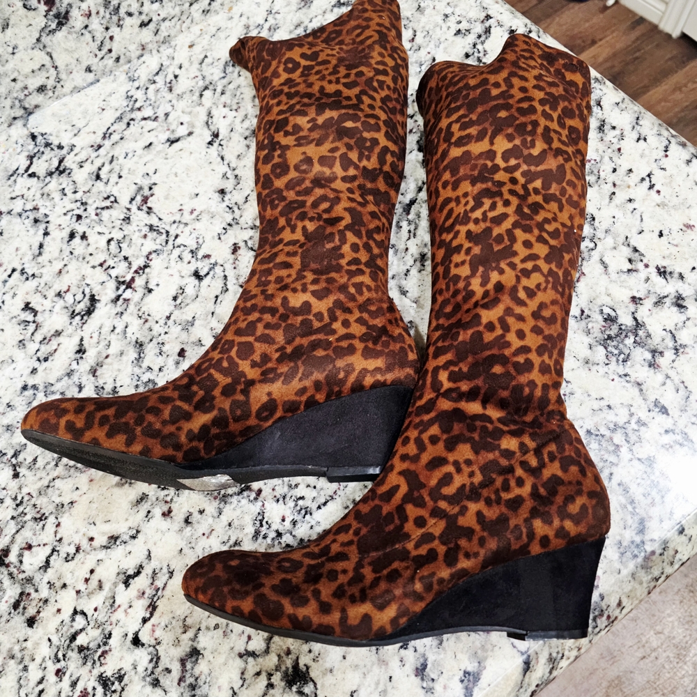 Nine West Black and Brown Heeled Boots with Sleek Design